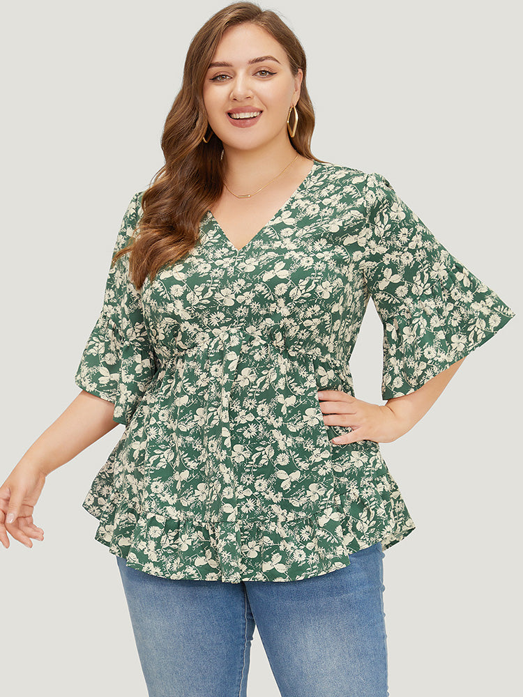 Ditsy Floral Bell Sleeve Flutter Hem Blouse