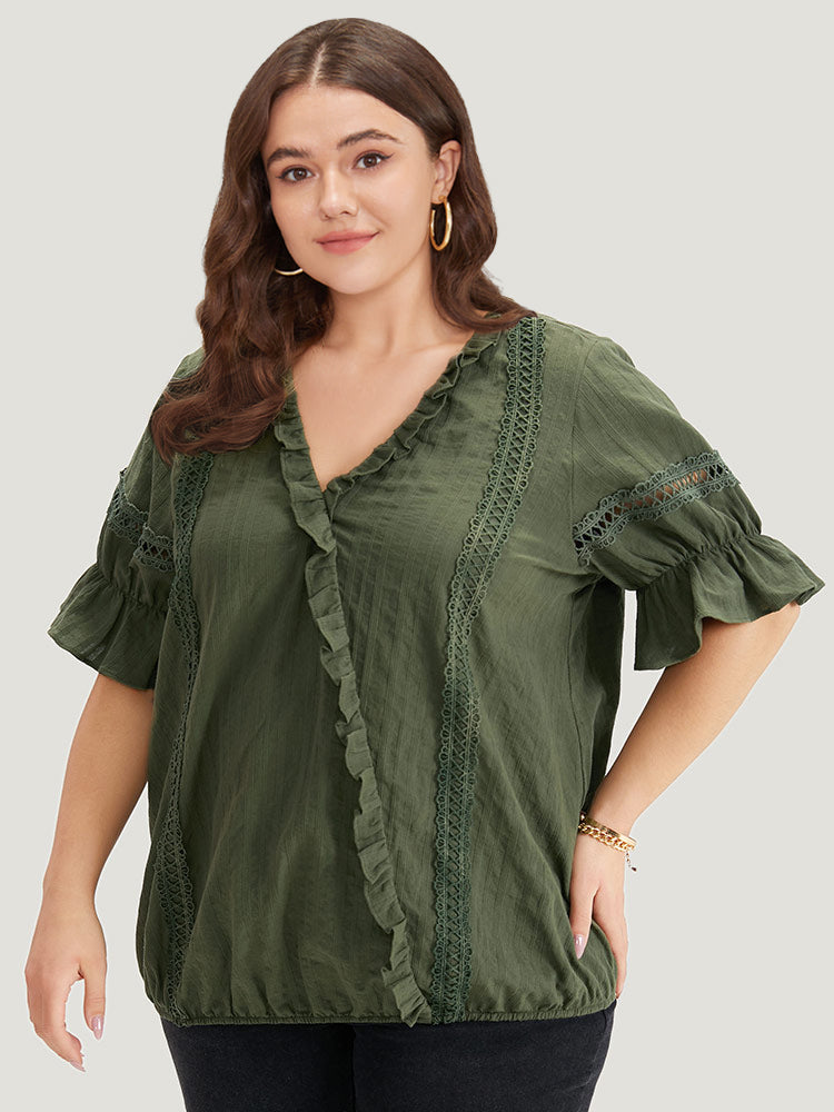 Solid Ruffle Trim Guipure Lace Elastic Hem Blouse