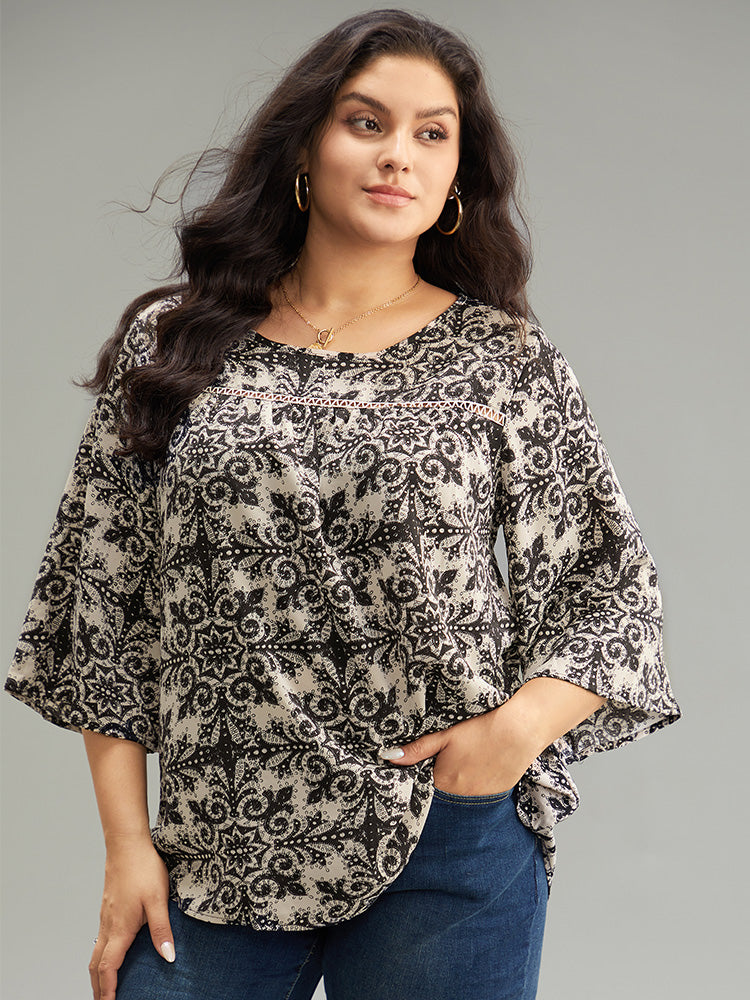 Paisley Print Stitch Bell Sleeve Blouse