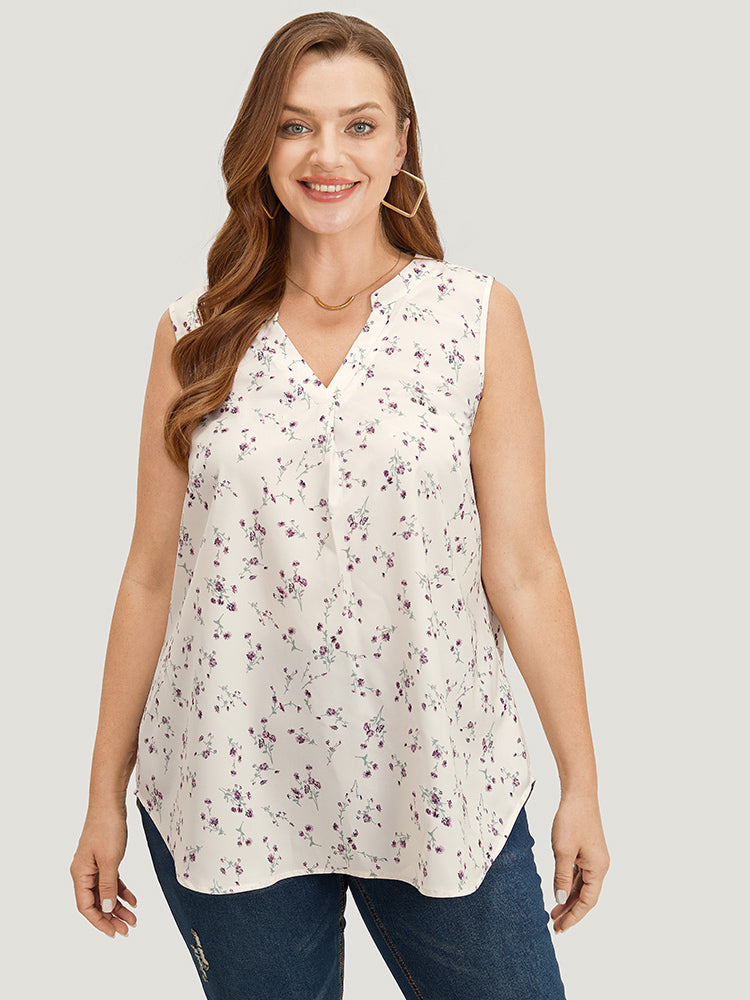 Ditsy Floral Pleated Notched Arc Hem Tank Top