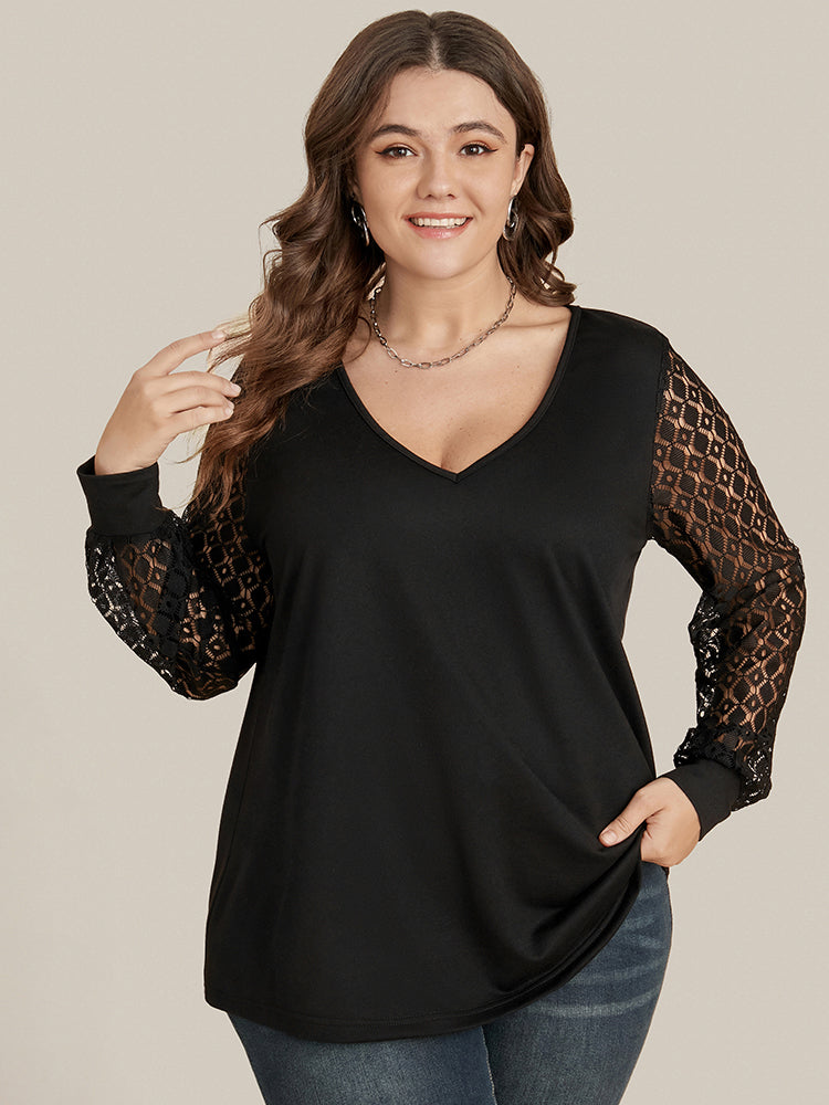 Solid V Neck Contrast Lace Long Tee