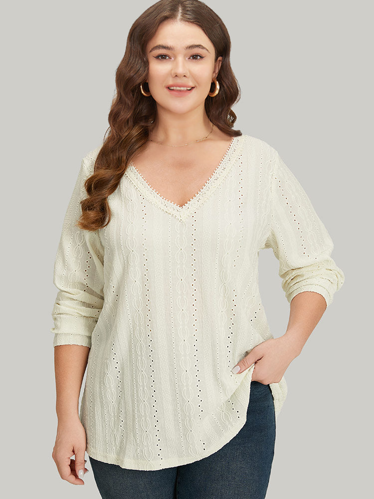 Lace Patchwork V Neck Broderie Anglaise T-shirt