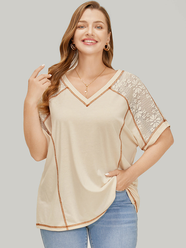 Floral Lace Insert Stitch Trim T-shirt