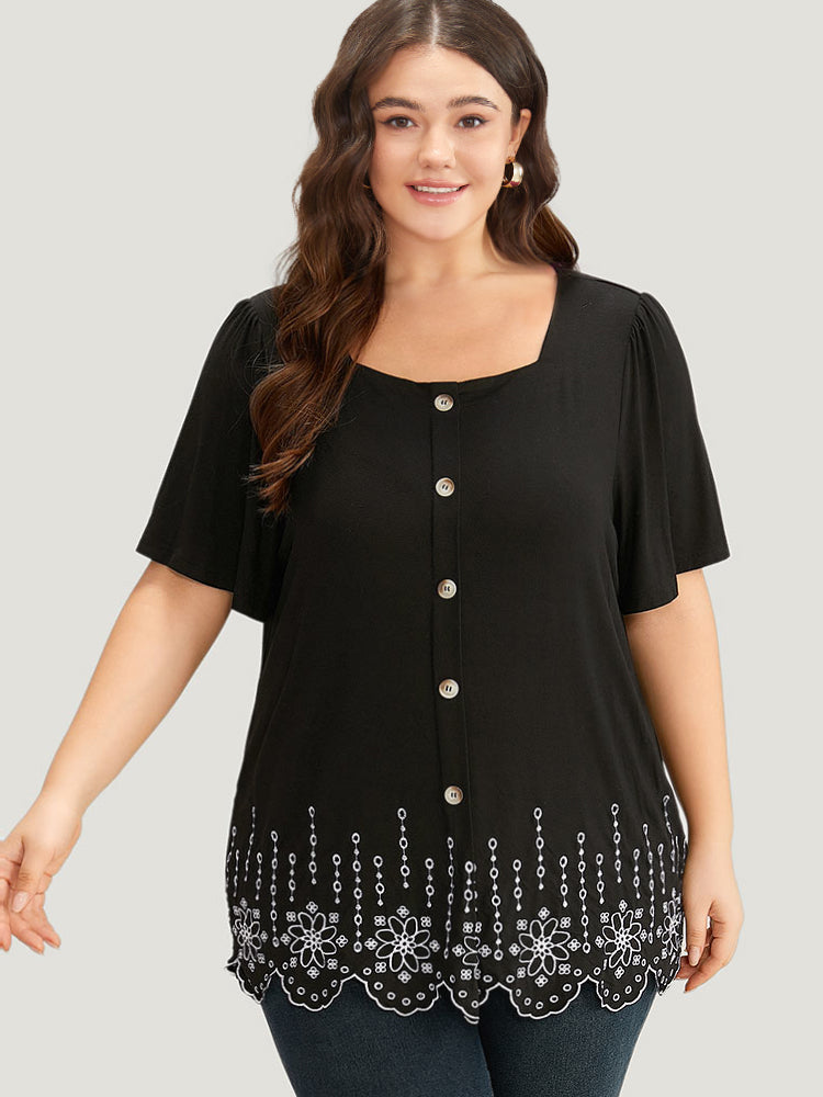 Embroidered Button Detail Scalloped Trim T-shirt