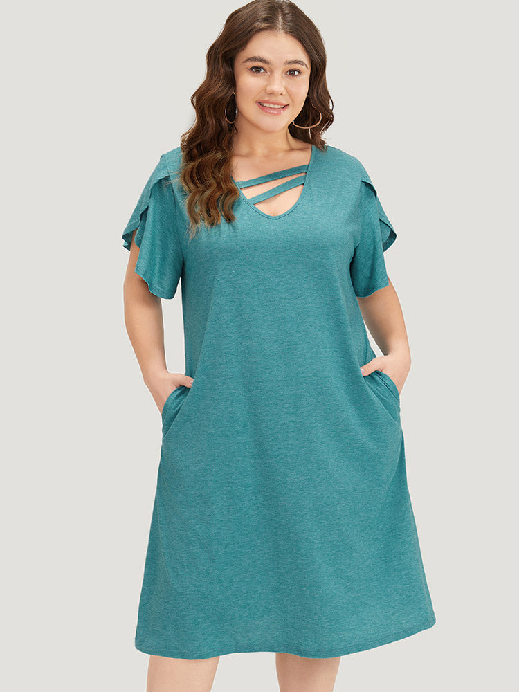 Supersoft Essentials Solid Pocket Keyhole Petal Sleeve Dress