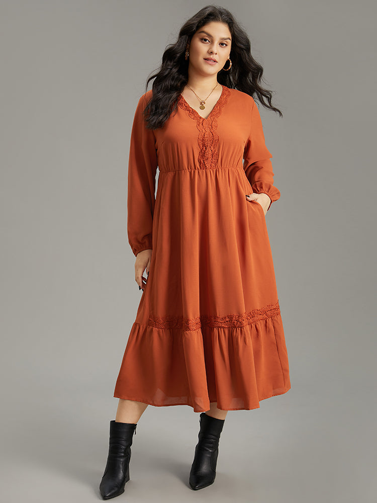 Plain Guipure Lace Layered Hem Dress