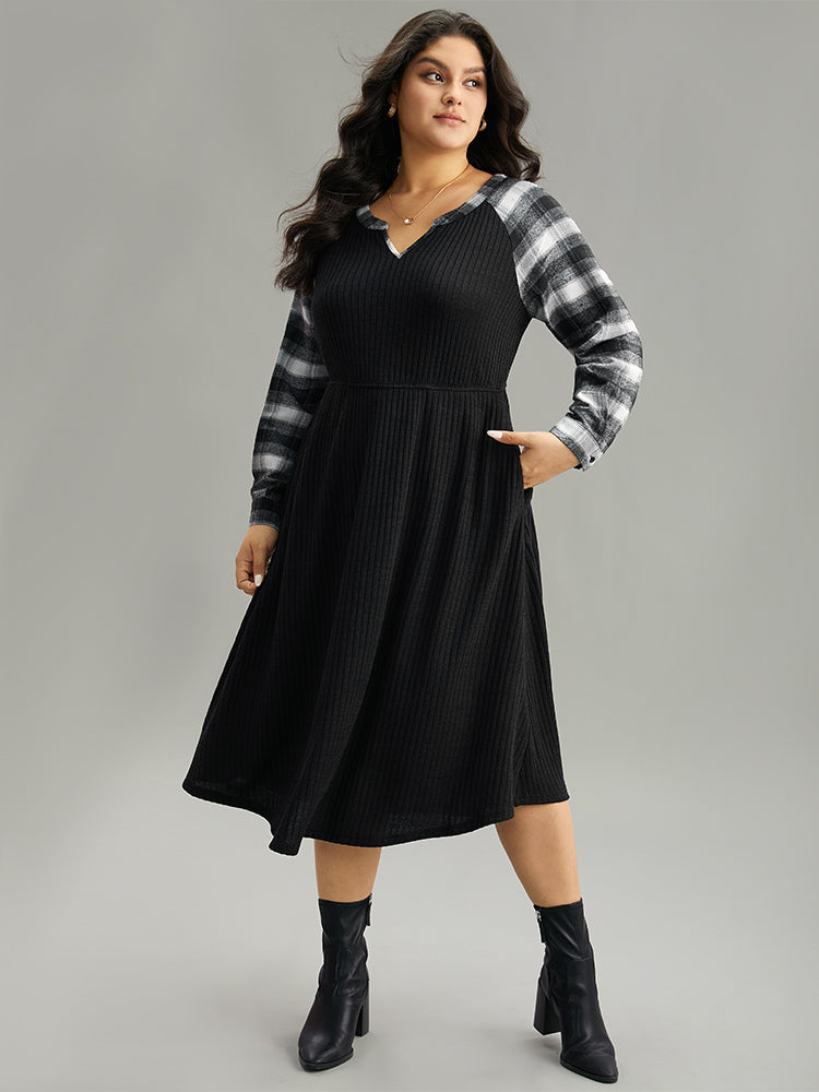 Rib Knit Plaid Patchwork Pocket Notched Dress