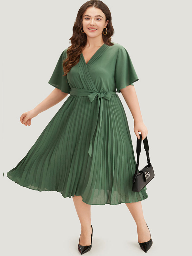 Plain Belted Overlap Collar Pleated Hem Dress