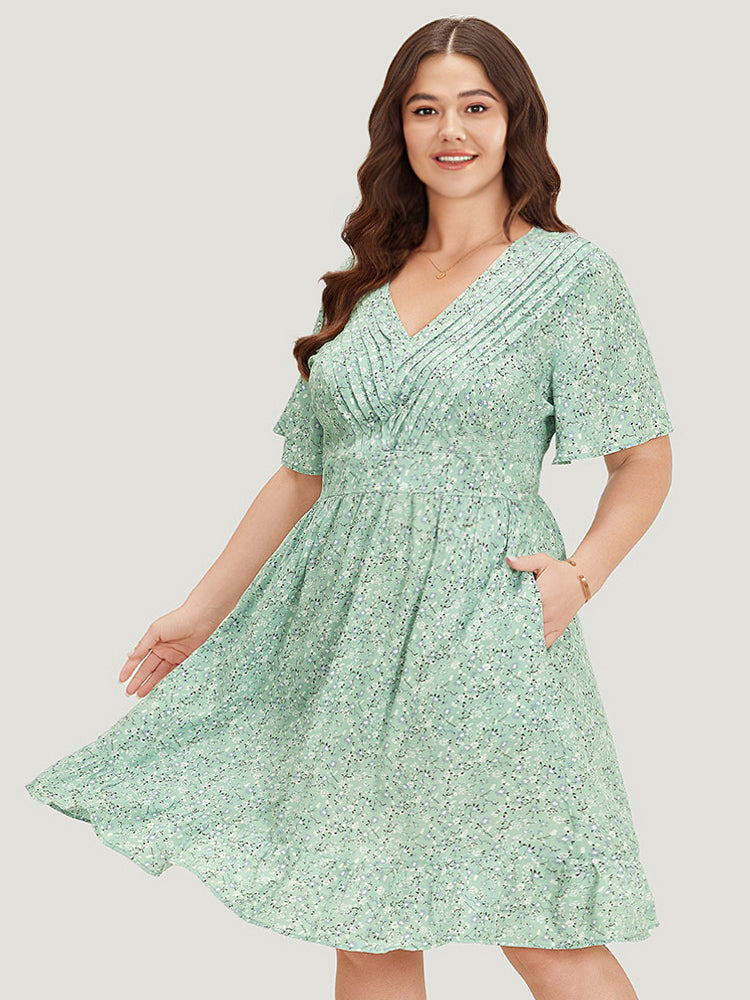 Ditsy Floral Plicated Detail Ruffles Wideband Waist Dress