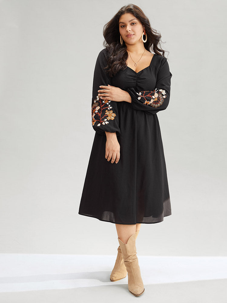 Floral Embroidered Ruched Square Neck Dress