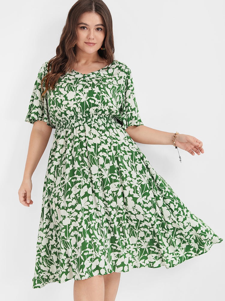 Ditsy Floral  Shirred Button Ruffles Knee Dress