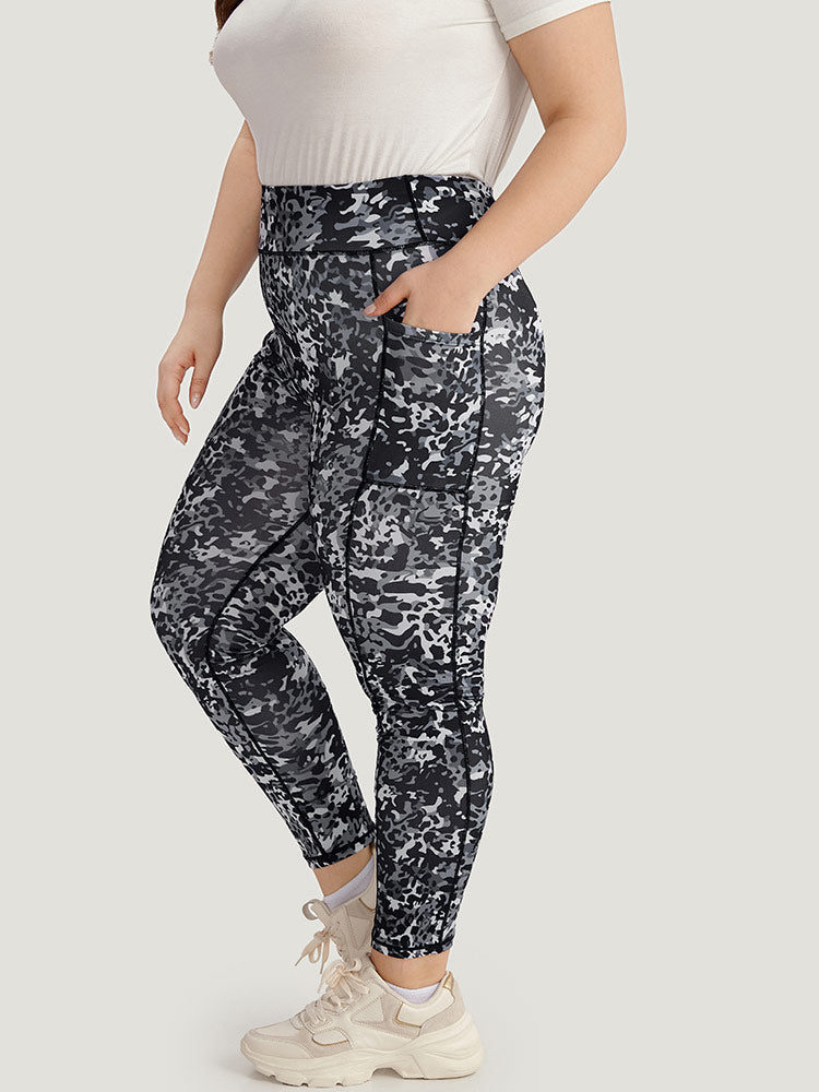 Camo Print Skinny Pocket Wideband Waist Leggings