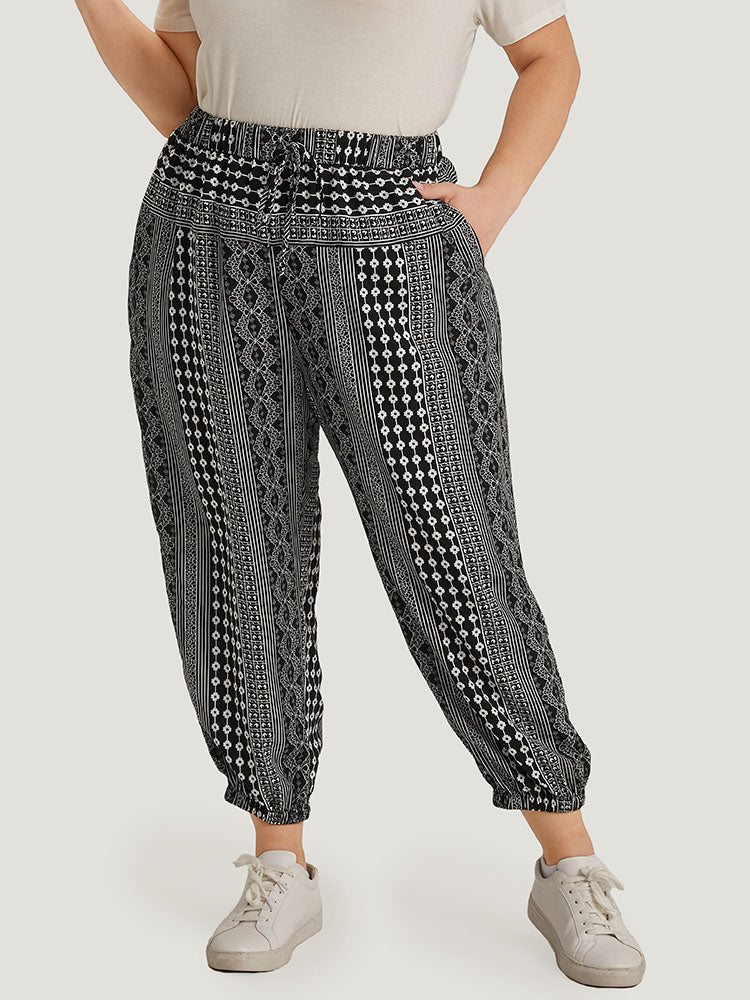 Moroccan Print Pocket Elastic Waist Ties Pants