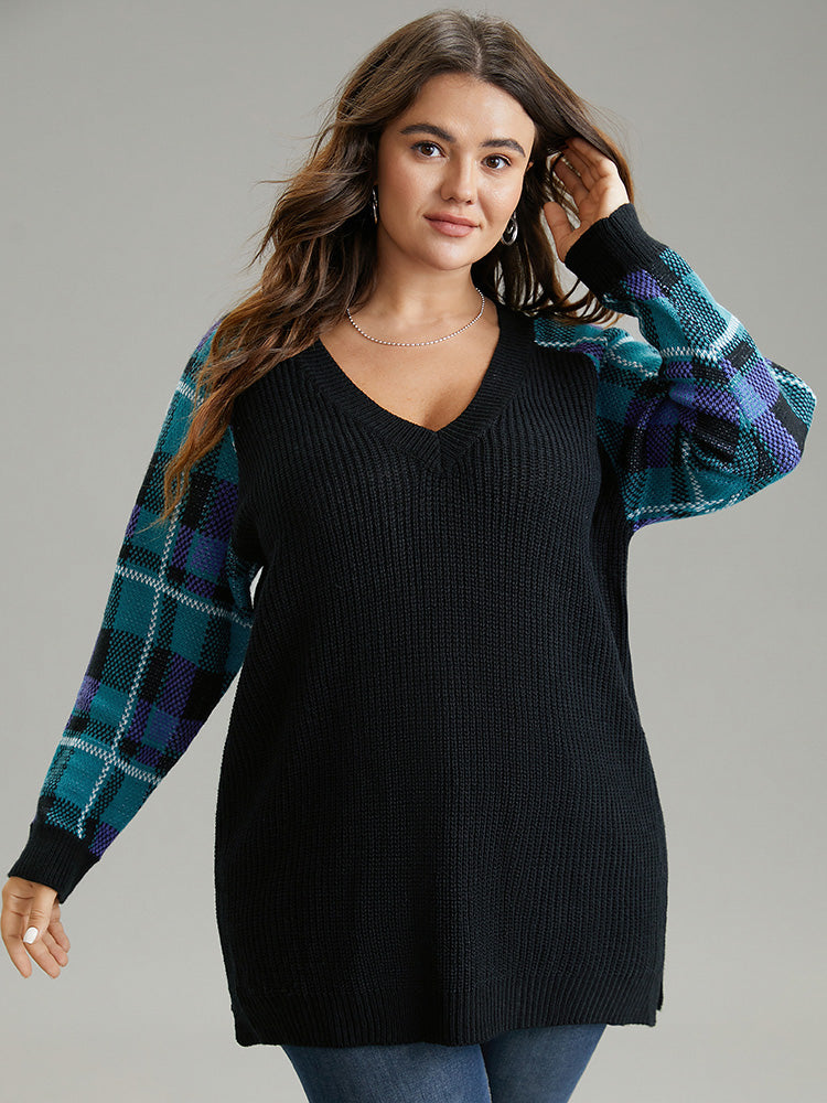 Plaid Patchwork Split Side Raglan Sleeve Pullover