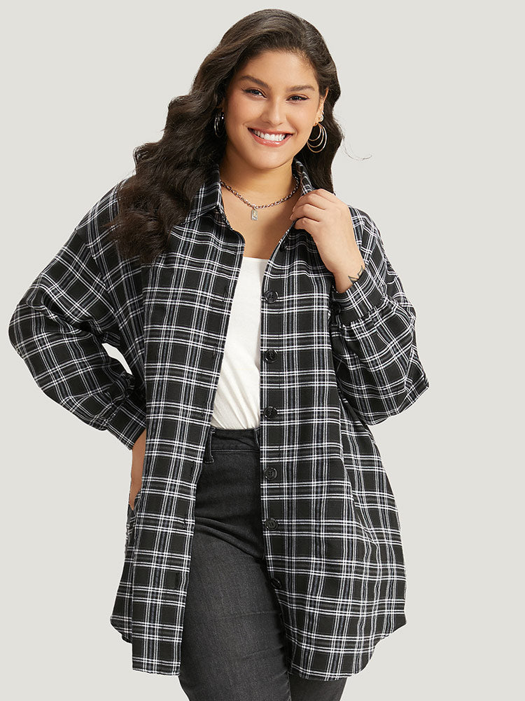 Plaid Button Fly Curved Hem Shirt Collar Coat